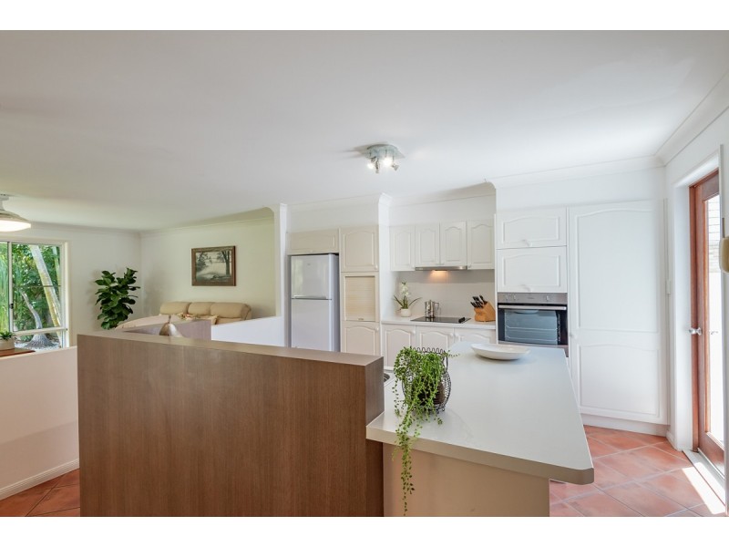 10 Tralee Place, Twin Waters QLD 4564