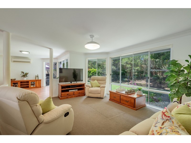 10 Tralee Place, Twin Waters QLD 4564
