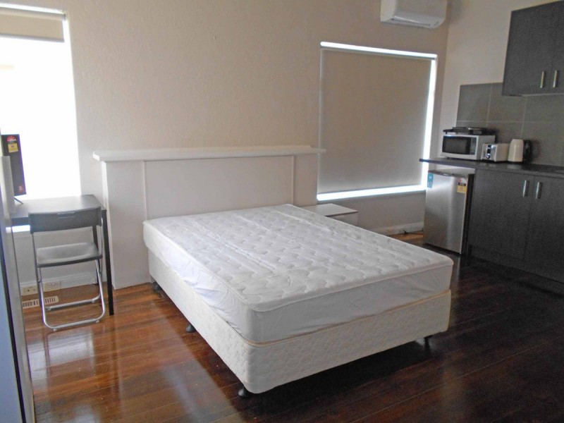 1/30 Charming Street, Hampton East VIC 3188