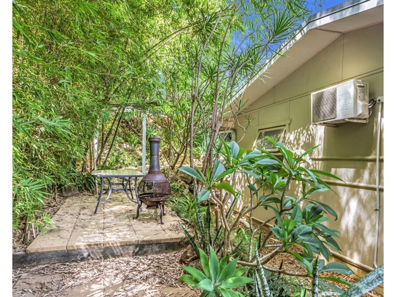 2/70 Hill Avenue, Burleigh Heads QLD 4220