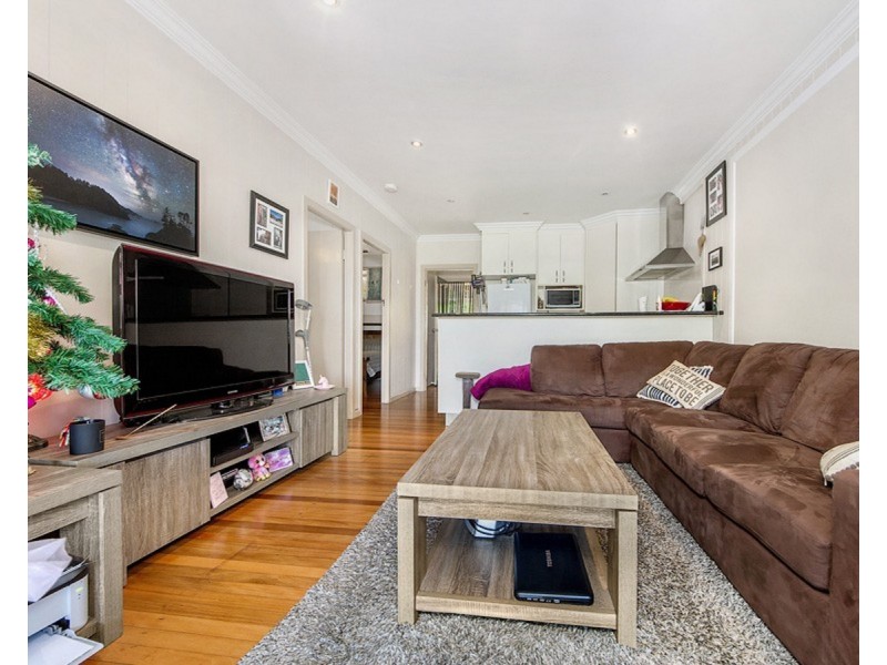 2/70 Hill Avenue, Burleigh Heads QLD 4220