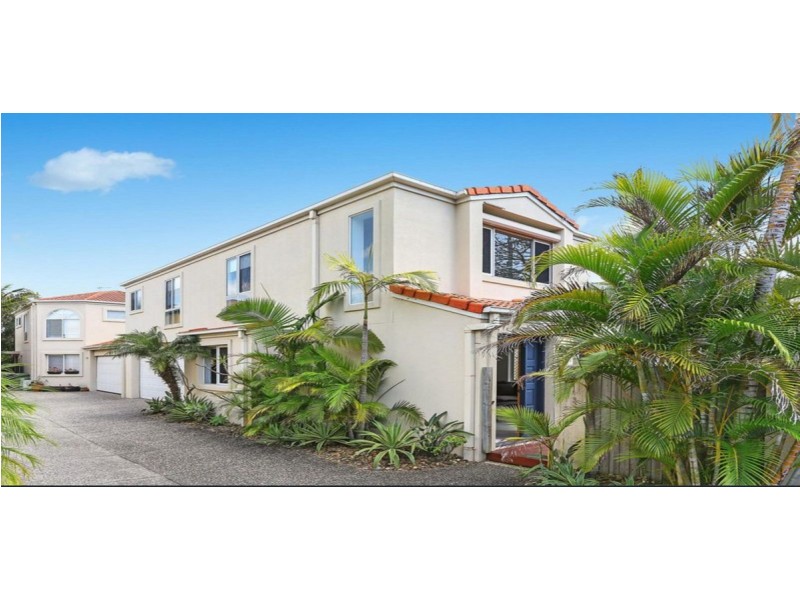 1/2028 Gold Coast Highway, Miami QLD 4220