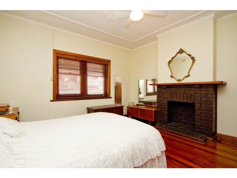 75 East Terrace, Henley Beach SA 5022