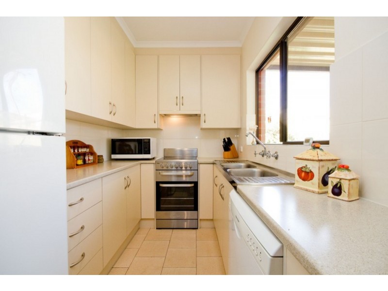 75 East Terrace, Henley Beach SA 5022