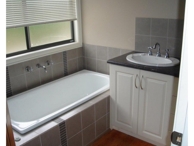 9a McLennan Street, Braybrook VIC 3019