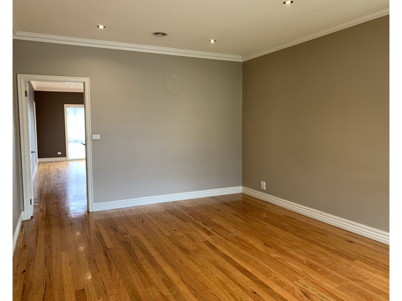 9a McLennan Street, Braybrook VIC 3019