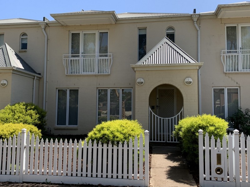 6 Pampas Lane, Cairnlea VIC 3023