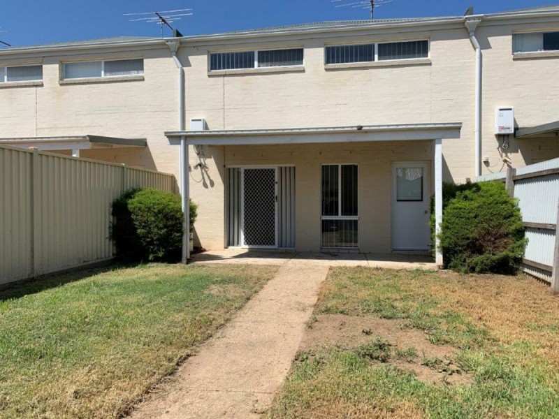 6 Pampas Lane, Cairnlea VIC 3023
