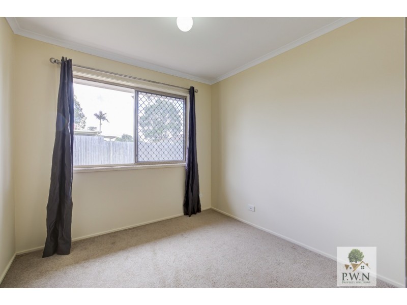 10 Federation Drive, Hillcrest QLD 4118