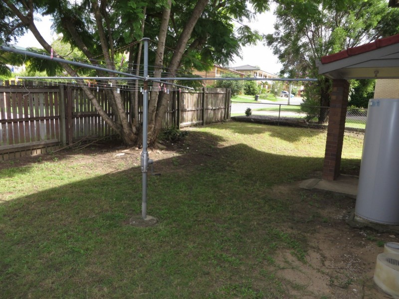 20 Omeo Street, Macgregor QLD 4109