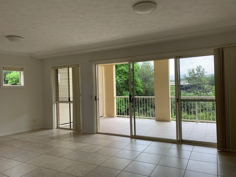 1/176 Waterworks Road, Ashgrove QLD 4060