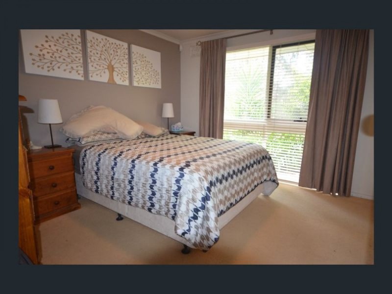 19 Reid Avenue, Aberfoyle Park SA 5159