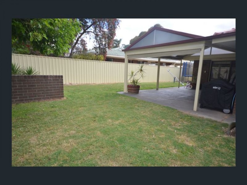 19 Reid Avenue, Aberfoyle Park SA 5159
