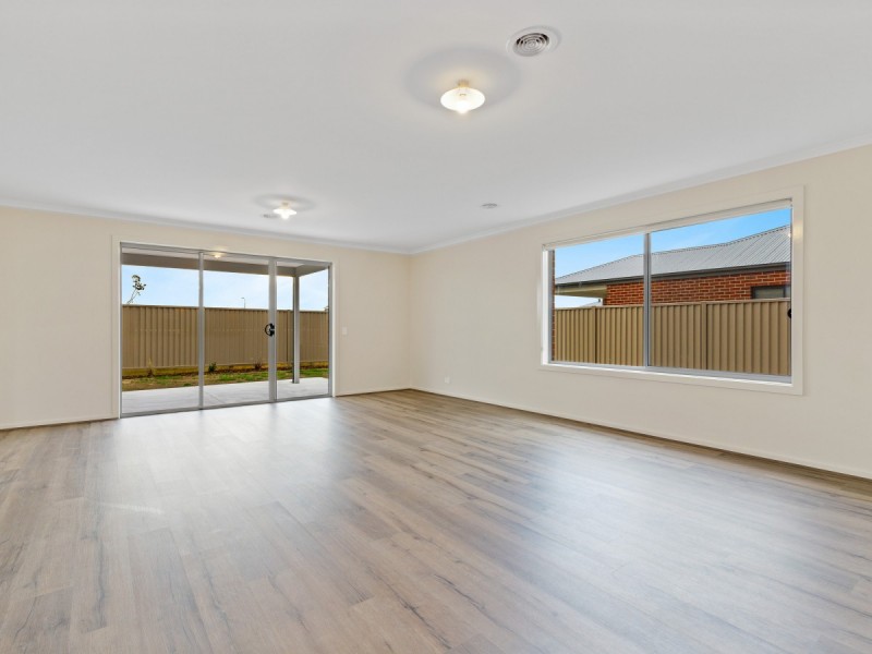 20 Techaven Street, Delacombe VIC 3356