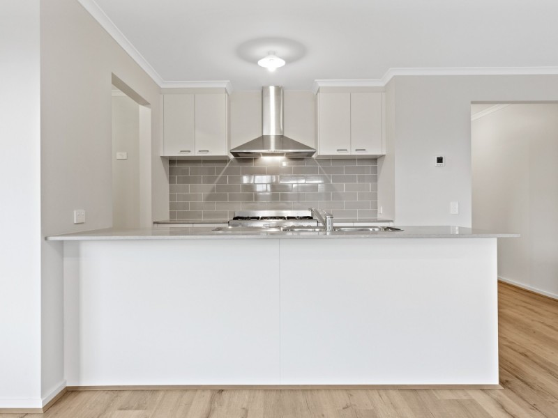 20 Techaven Street, Delacombe VIC 3356