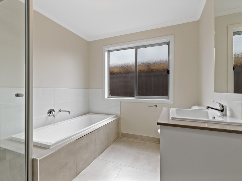 20 Techaven Street, Delacombe VIC 3356