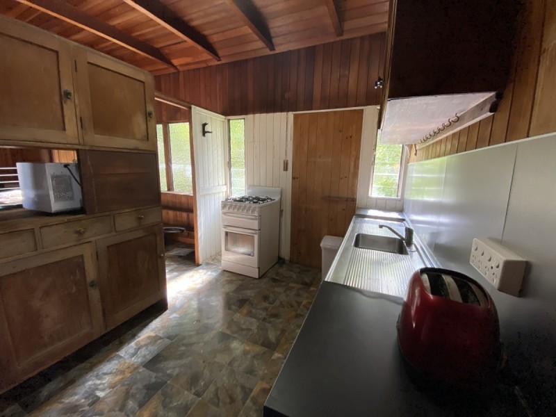 99A Sir Fred Schonell Drive, St Lucia QLD 4067