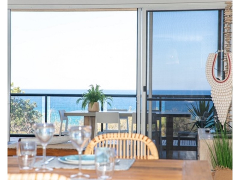 3/1-3 Tingira Crescent, Sunrise Beach QLD 4567