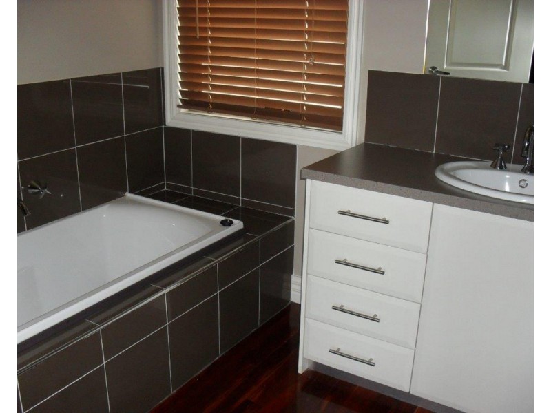 1/2 Fisher Street, Maribyrnong VIC 3032