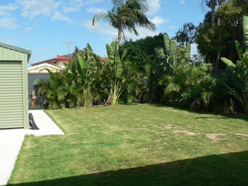 12 Tatha Avenue, Palm Beach QLD 4221