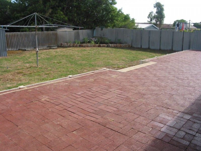 31 Currajong Crescent, Craigie WA 6025