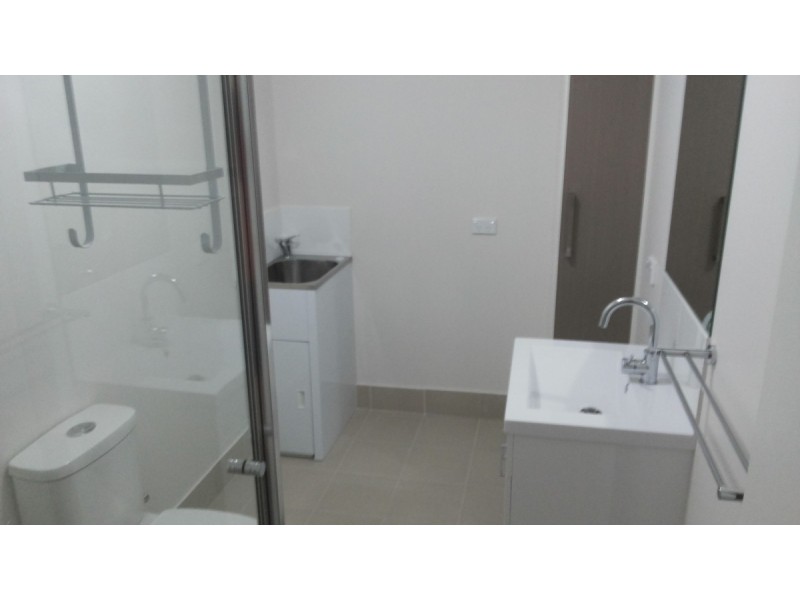 2/16 Macquarie Street, Jindalee WA 6036