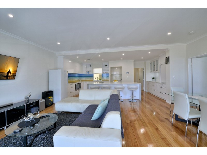 29 Marco Polo Drive, Mandurah WA 6210