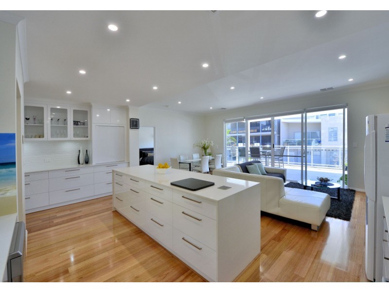 29 Marco Polo Drive, Mandurah WA 6210