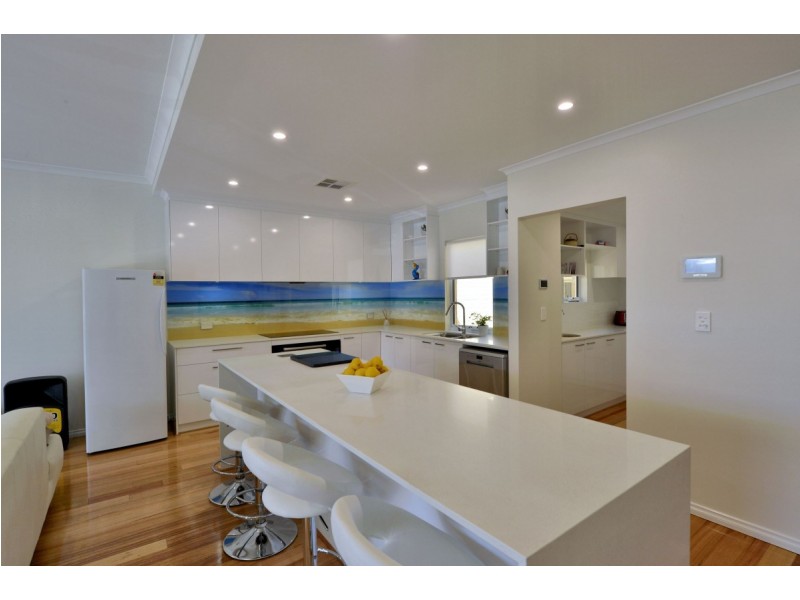 29 Marco Polo Drive, Mandurah WA 6210