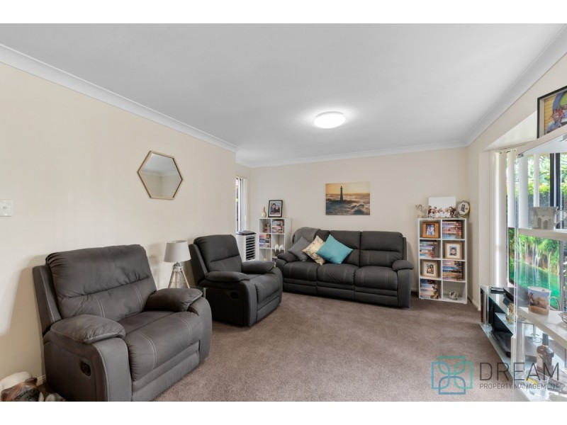 16 Monaghan Crescent, North Lakes QLD 4509