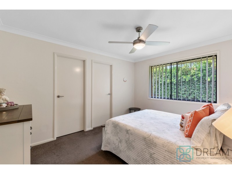16 Monaghan Crescent, North Lakes QLD 4509