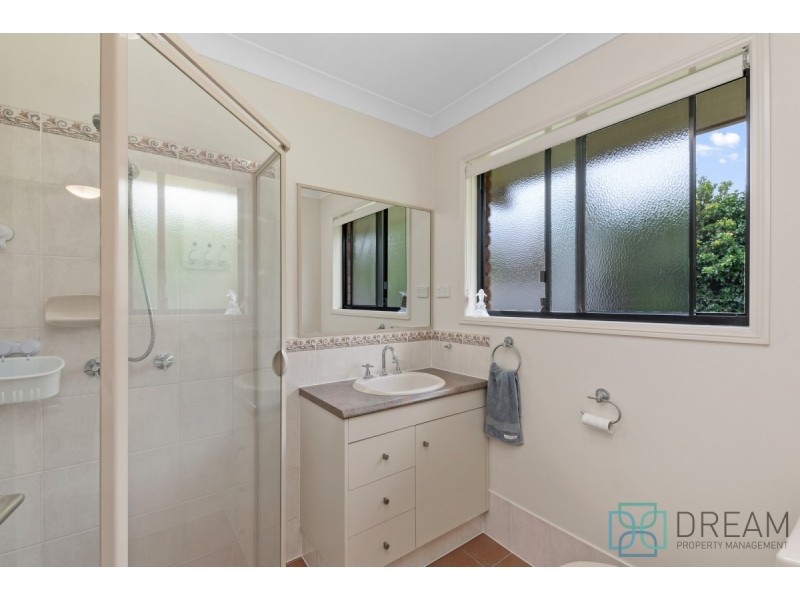 16 Monaghan Crescent, North Lakes QLD 4509