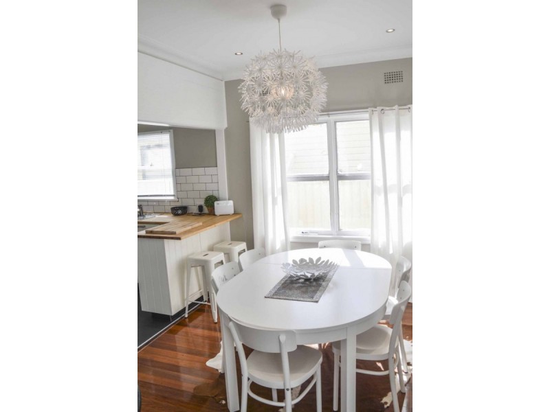 2 Gregory Avenue, Oxley Park NSW 2760