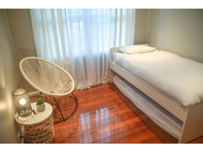 2 Gregory Avenue, Oxley Park NSW 2760