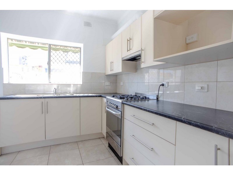 2/16 Sando Street, Findon SA 5023