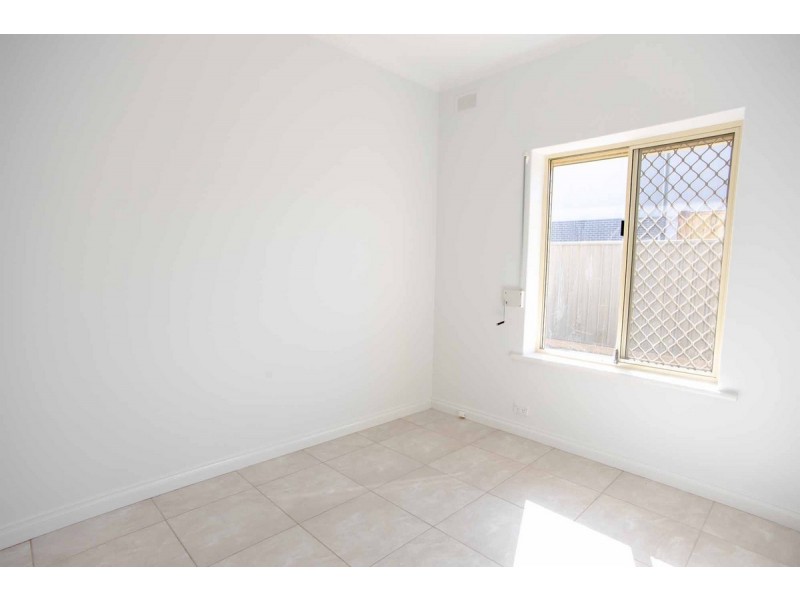 2/16 Sando Street, Findon SA 5023