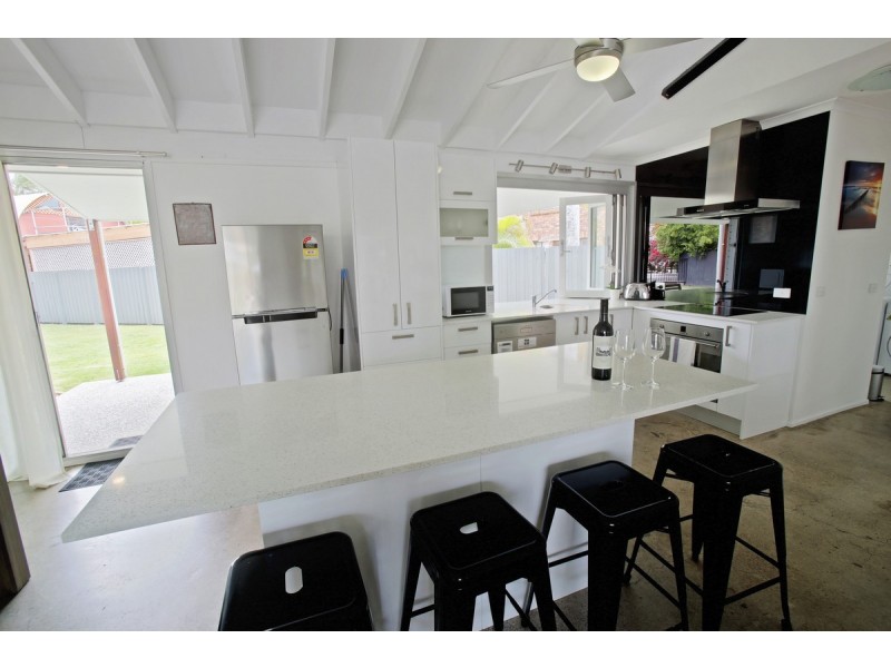 4 Yulunga Place, Mooloolaba QLD 4557