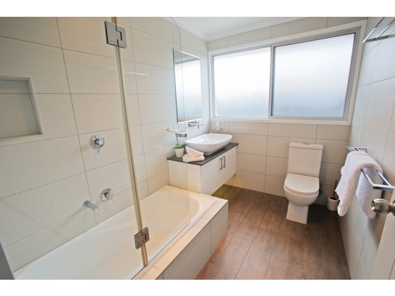 4 Yulunga Place, Mooloolaba QLD 4557