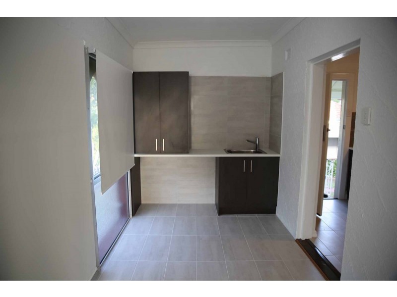 96 Ellen Street, Oxley QLD 4075