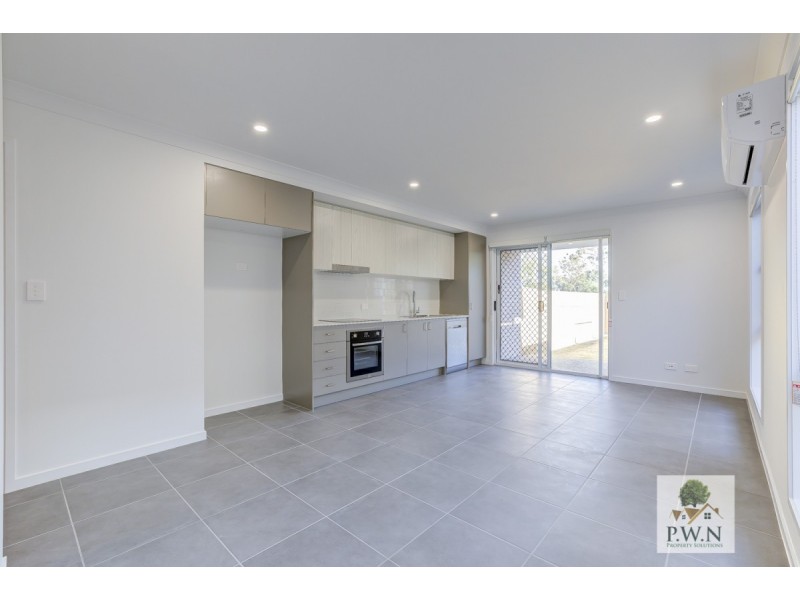 B/14 Maggiolo Street, Boronia Heights QLD 4124