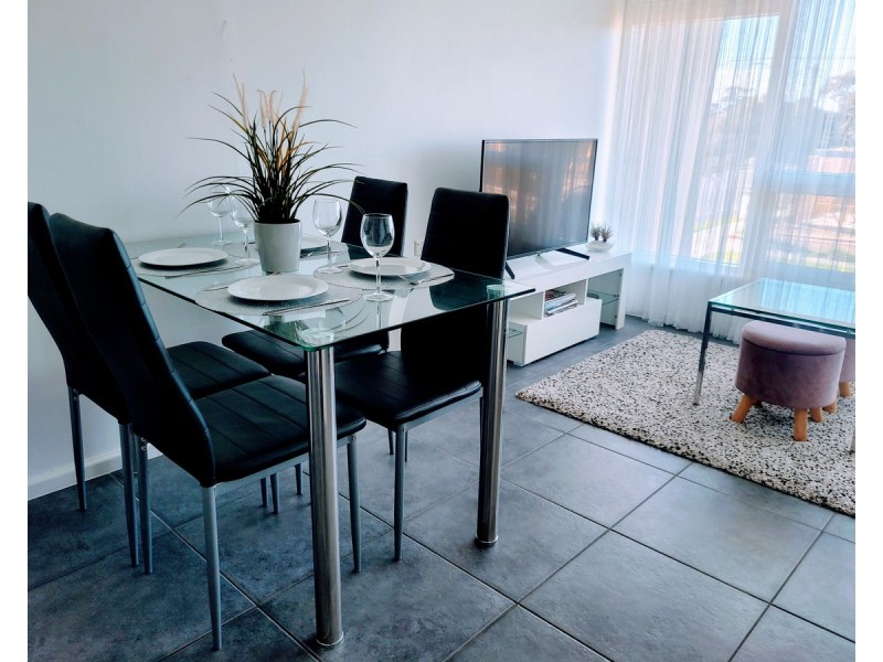 8/71 Henley Beach Road, Henley Beach South SA 5022