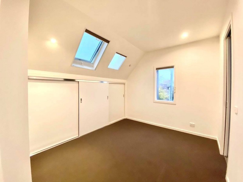 1/300 Inkerman Street, St Kilda East VIC 3183