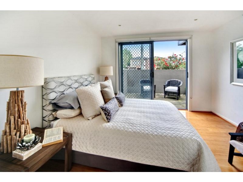 1/300 Inkerman Street, St Kilda East VIC 3183