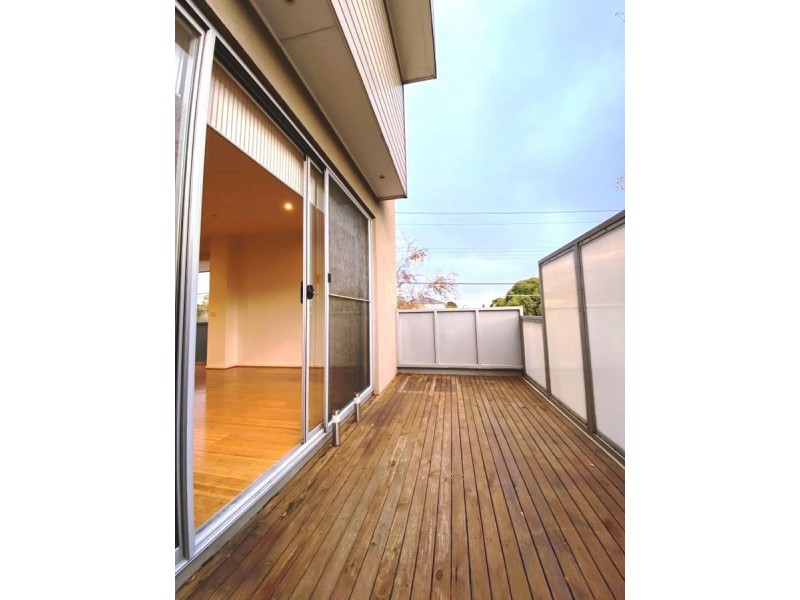 1/300 Inkerman Street, St Kilda East VIC 3183