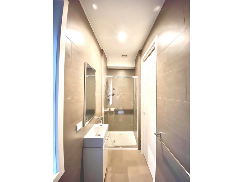 1/300 Inkerman Street, St Kilda East VIC 3183