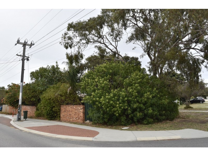 58 Lynn Street, Trigg WA 6029