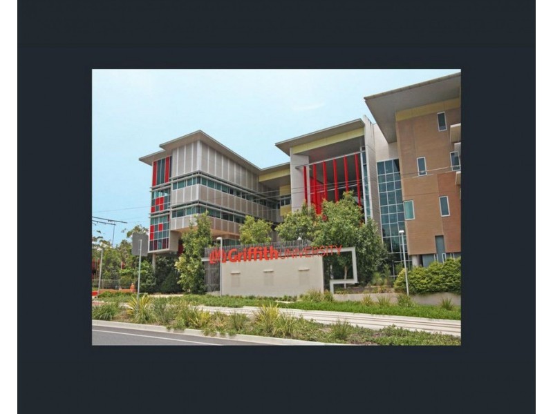 B/18 Suncrest Court, Parkwood QLD 4214