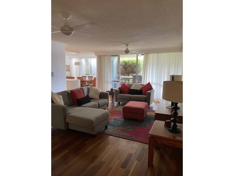 3/22-28 The Esplanade, Burleigh Heads QLD 4220