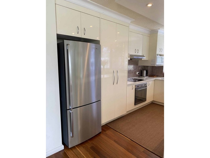 3/22-28 The Esplanade, Burleigh Heads QLD 4220