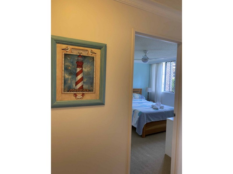 3/22-28 The Esplanade, Burleigh Heads QLD 4220